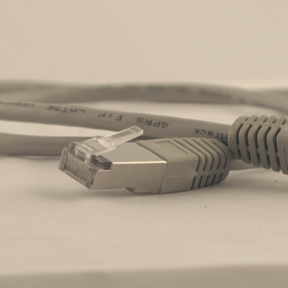 Netrack patch kabel RJ45, s litou ochranou, Cat 5e FTP, 1m Å¡edÃ½