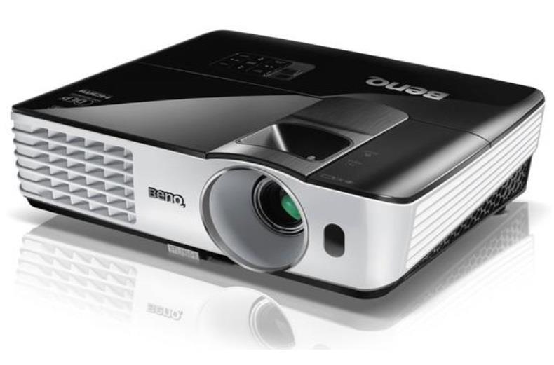 Projector BenQ TH681+ ; DLP, Full HD 1080 p, 3200 ANSI, 12.000:1