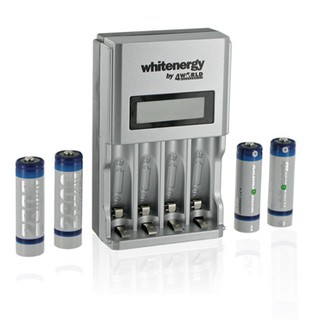 Whitenergy rychlÃ¡ nabÃ­jeÄka LCD 1800mA pro 4 baterie AA/AAA + 4xAA 2800mAh