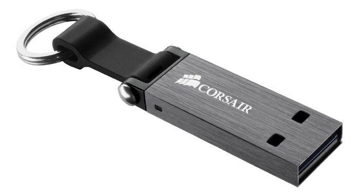 Corsair Flash Voyager Mini USB 3.0 16GB, hlinÃ­kovÃ½ s odolnÃ½m ÅemÃ­nkem a krouÅ¾kem
